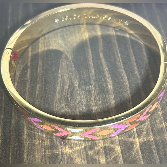 Kate Spade “Spice Things Up” Gold Bracelet with Pink & Green Duster Bag - Picture 2 of 7